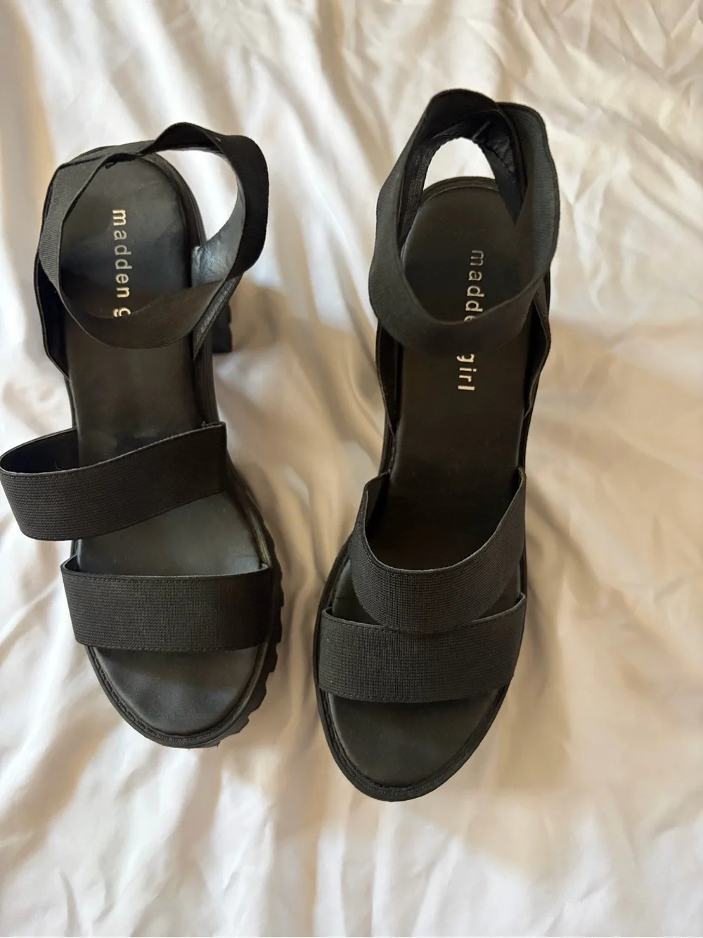 Madden Girl Black Chunky Platform Strappy Sandal Size 9